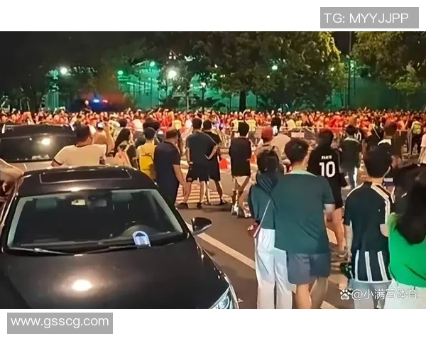 全运会足球赛浙江队迎战上海队精彩对决引发球迷热议